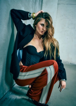 Ada sweat buks Red Pearl Copenhagen Muse 